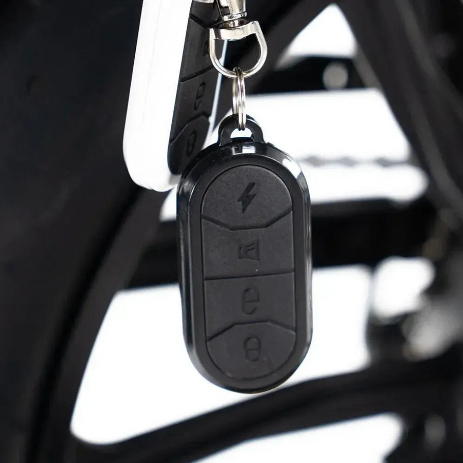 V8 Plus – Zwart